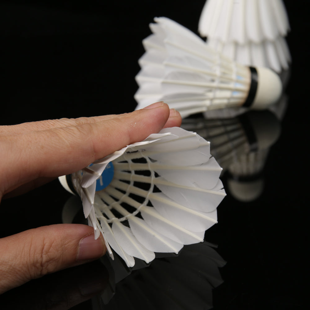 SL7 Badminton shuttlecock